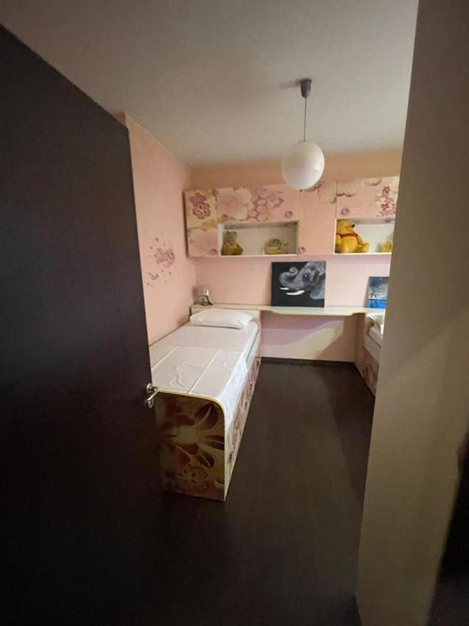 Luxury Apartment City Centre Tirana Exteriör bild