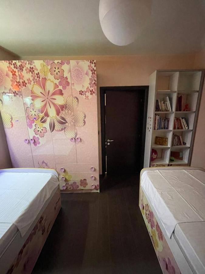 Luxury Apartment City Centre Tirana Exteriör bild